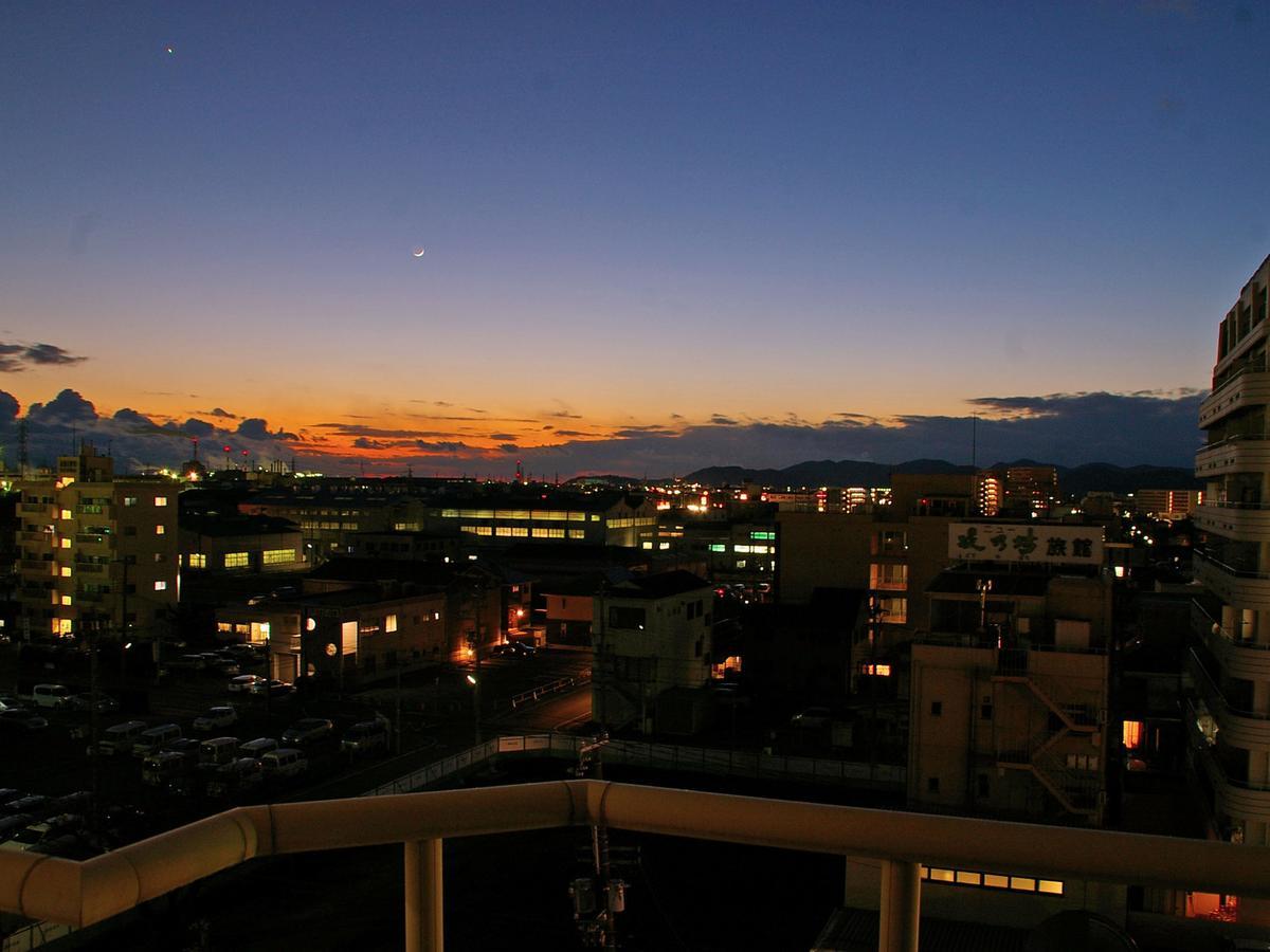 Business Hotel Sakigake Honkan Himeji Zewnętrze zdjęcie